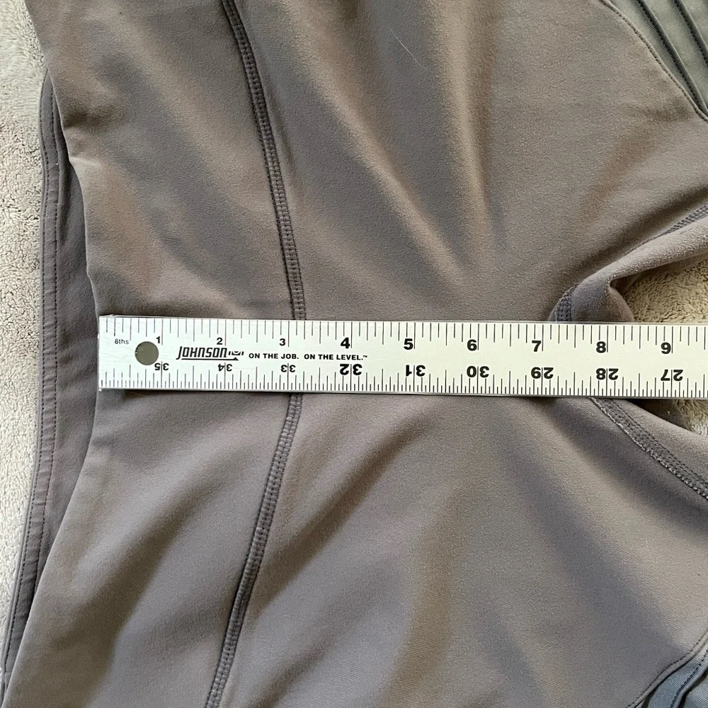 ALO Yoga Grey Anthracite Moto Leggings Mesh Panels Activewear Athleisure small